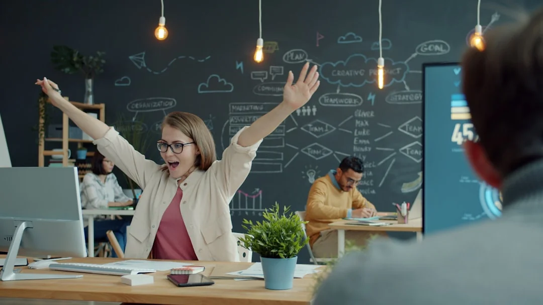 This photo is taken by Lubos Volkov for UX Store while giving a tips on how to become better designer.

After your reach certain skill level is it harder and harder to get any better … In order to progress you need to constantly push yourself to the limits and learn new things … Photo: https://www.instagram.com/lubosvolkov/ For: https://uxstore.com